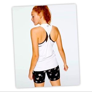 PINK Sport Twist Back Tank